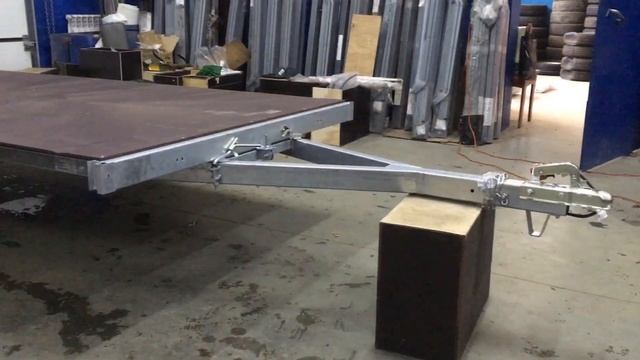 Обзор. Полная сборка прицепа МЗСА 817712.012 смотреть онлайн