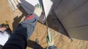 Зарезаем  газоблок для эркера  с помощью угломера. Просто и без отходов