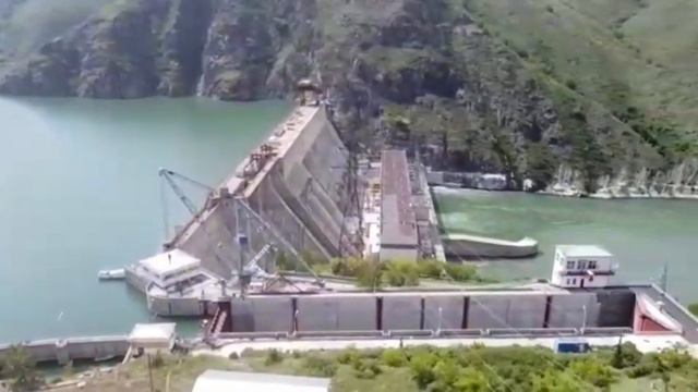 Два Кипра = Бухтарминское водохранилище, Бухтарминская ГЭС