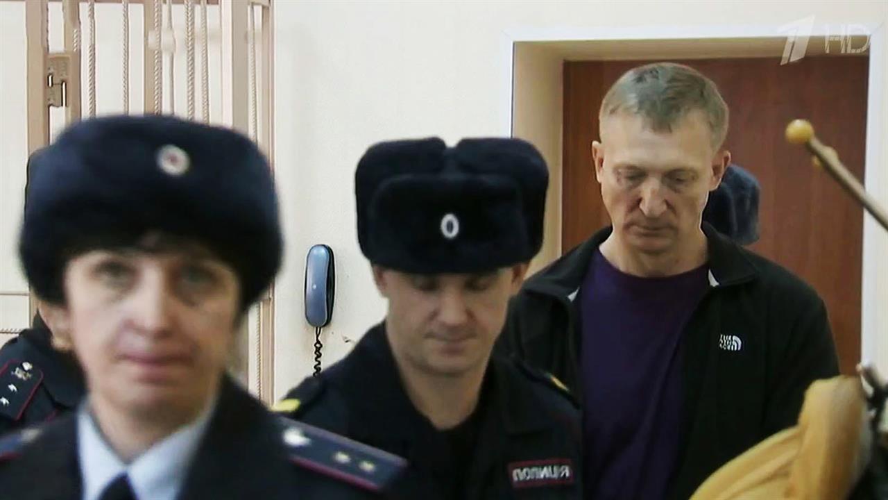 В Новосибирске продолжаются заседания о мере пресе... дела о вымогательстве акций на миллиард рублей