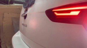 Установка камеры в значок багажника POLO 2020