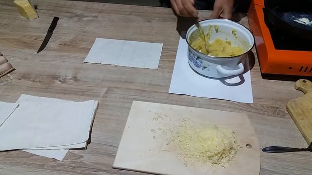 Сосиска в лаваше с начинкой! Простой рецепт!