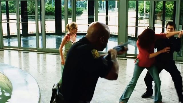 Dawn of the Dead Virus Explored | What sort of infection is responsible and can it be reversed? смотреть онлайн