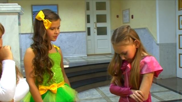 Отчего заплакала Карина... Пропажа... смотреть онлайн