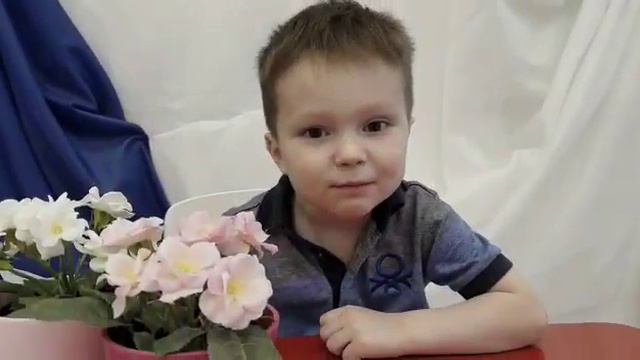 Поздравление к 8 марта нашим любимым мамам ! смотреть онлайн