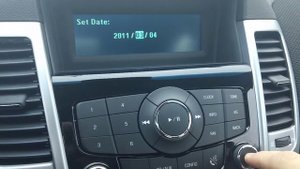 How to Set the Date and Time on a 2011 Chevrolet Cruze