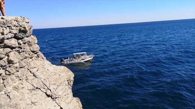 Тропа Голицина  Сбросил сына со скалы