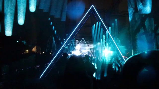 I had a tough November so I went Hiking in the rain and saw some Trippy Tokyo Lights| Japan vlog смотреть онлайн