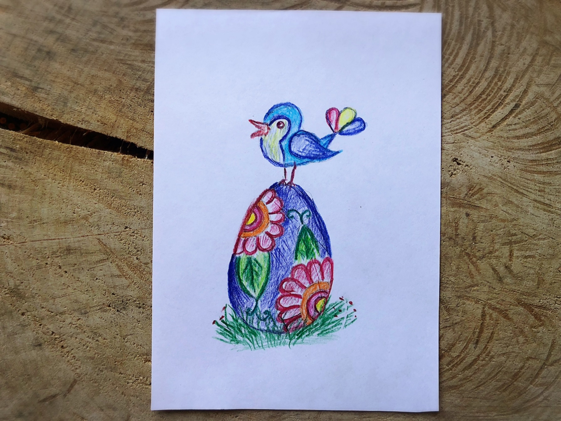 Рисунок птичка на пасхальном яйце карандашами
