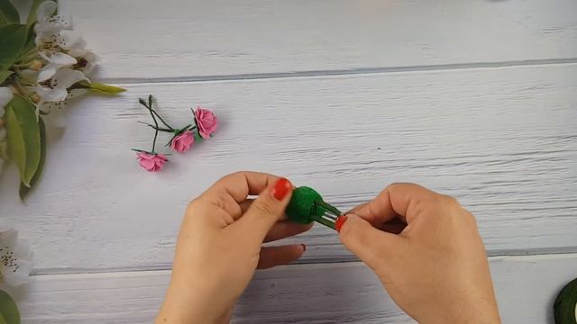 Маленькие розочки из фоамирана. Три вида украшений для прически