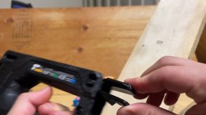 Dewalt Carbon Fiber 2-in-1 Stapler Review