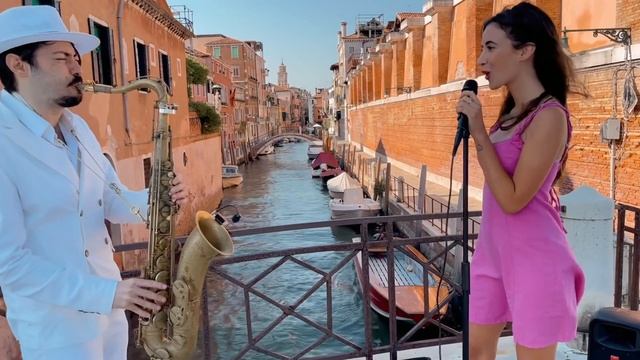 Dance Monkey супер вариант смотреть онлайн