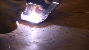 Тест REAL TIG 200 (W223)
