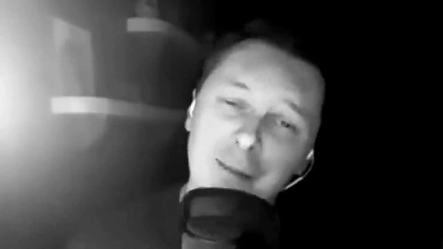 Толпились люди возле входа в Рай (Стихи Ирины Самариной, читает - Денис Витрук) смотреть онлайн