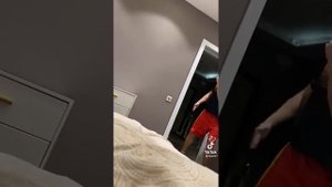 колонка издает звуки пуканья #shortsbeta