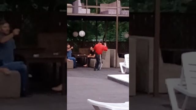 Танцор диско Геленджика смотреть онлайн