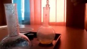 Реакция соляной кислоты с аллюминием и магнием.