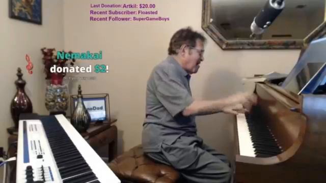 Twitch Streamer plays improvised Elder Scrolls Morrowind Theme on piano. смотреть онлайн