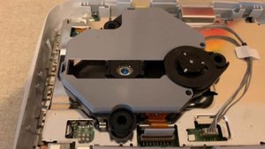 SONY PLAYSTATION 1 (PS1) SLIM DISASSEMBLY/RE-ASSEMBLY HOW TO: WHATS INSIDE?