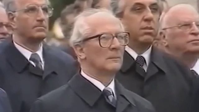National Anthem of USSR, GDR, and PR Poland 1989 in GDR смотреть онлайн