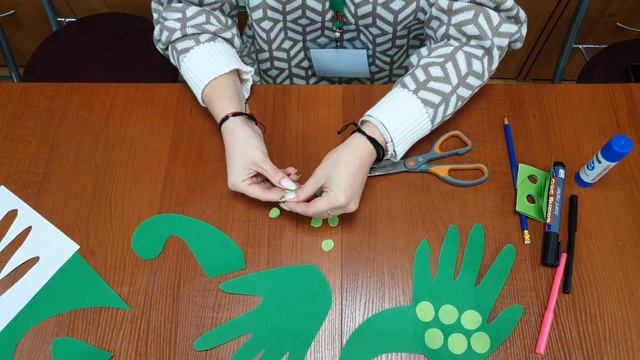 ОНЛАЙН МАСТЕР-КЛАСС "ВЕСЕЛЫЕ ЛАДОШКИ"! Выпуск 6 смотреть онлайн