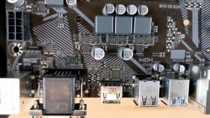 GIGABYTE H410M H V2 ?  Motherboard Unboxing and Overview