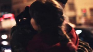 Девушка встречает парня с "Армии"