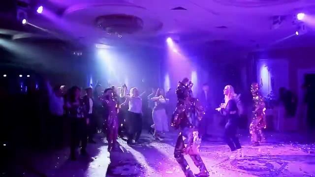 Зеркальные люди Астрахань 89275508144
