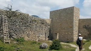 Крепость в Сачхере с великолепным видом. Грузия. 2022 год.