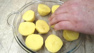 Запеченный картофель в духовке/ Как запечь картофель в духовке/ВКУСНОДЕЛ