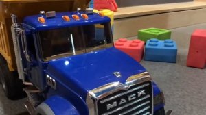 bruder машинки, кран для детей, машинки грузовики, bruder набор игрушек,