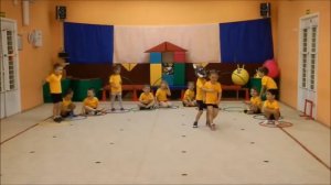 Подвижная игра " Зайцы, Волк и Медведь"