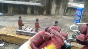 Причина вибрации Nissan Almera N16 при выжатой педали тормоза и селектора в положении "Drive"