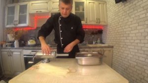 Сервелат.Рецепт приготовления колбасы в духовке.