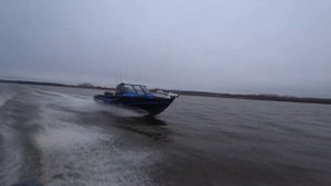 Windboat 45 dc Evo Fish and Finval 475 Evo на воде.