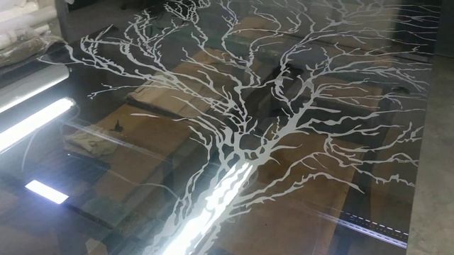 Цельностеклянная дверь. Рисунок на двери - песок смотреть онлайн