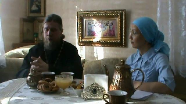 "О продуктах, которые кладут на могилки усопших" - иер. Георгий Кондратьев