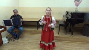 Табулова София Русская народная песня "Во сыром бору тропина".MP4