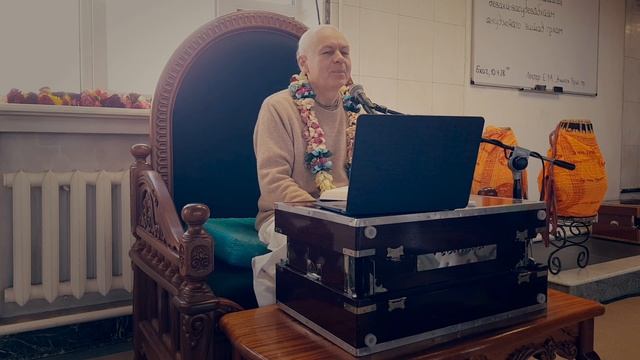 Урок 8.Ш.Б. 1.2.22 - 1.2.34 смотреть онлайн