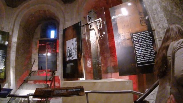 The "dungeon" White Tower - Tower of London смотреть онлайн