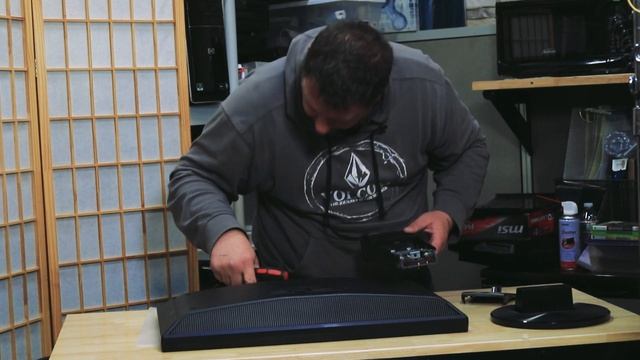 Random monitor Menu Keeps Popping Up Fix смотреть онлайн