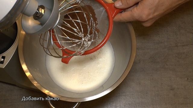 ШОКОЛАДНЫЙ БЛИННЫЙ ТОРТ. Рецепт шоколадных блинов. Крем со взбитыми сливками и шоколадной крошкой