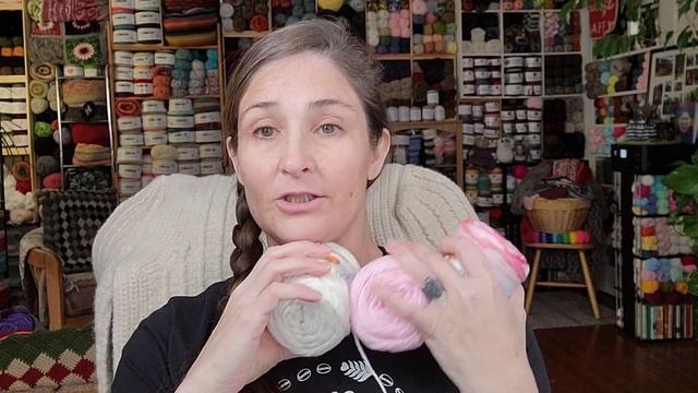 YARN GEEK GIVEAWAY! | Birthday Month Yarn Giveaway #3 | *CLOSED* смотреть онлайн