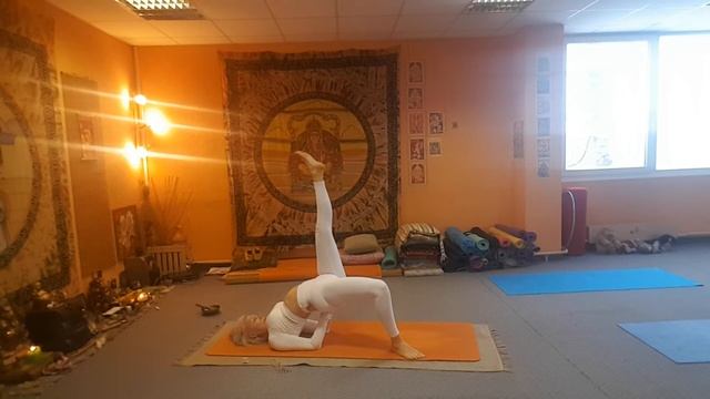 Хатха-йога. Омолаживающая практика. смотреть онлайн