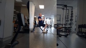 Д3 05.03 молотки на бицепс сидя по 8кг