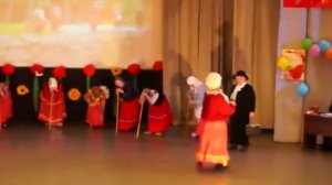 Танцующие бабушки