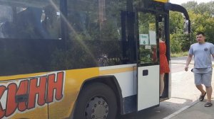 Автобус ГолАЗ-622810-10 следует по маршруту 21 "Барановское-Левычино"