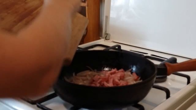 Тушеная капуста. Очень вкусно! Быстро и просто.