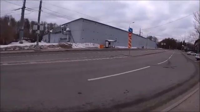 у метро "Владыкино"