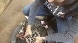 Minsk x250 замена ступичных подшипников заднего колеса. Часть вторая. Перезалив.